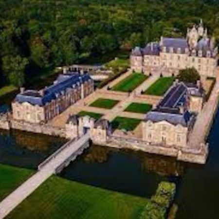 Maison Au Milieu Des Bois Et Des Animaux Jouy-le-Potier Ngoại thất bức ảnh