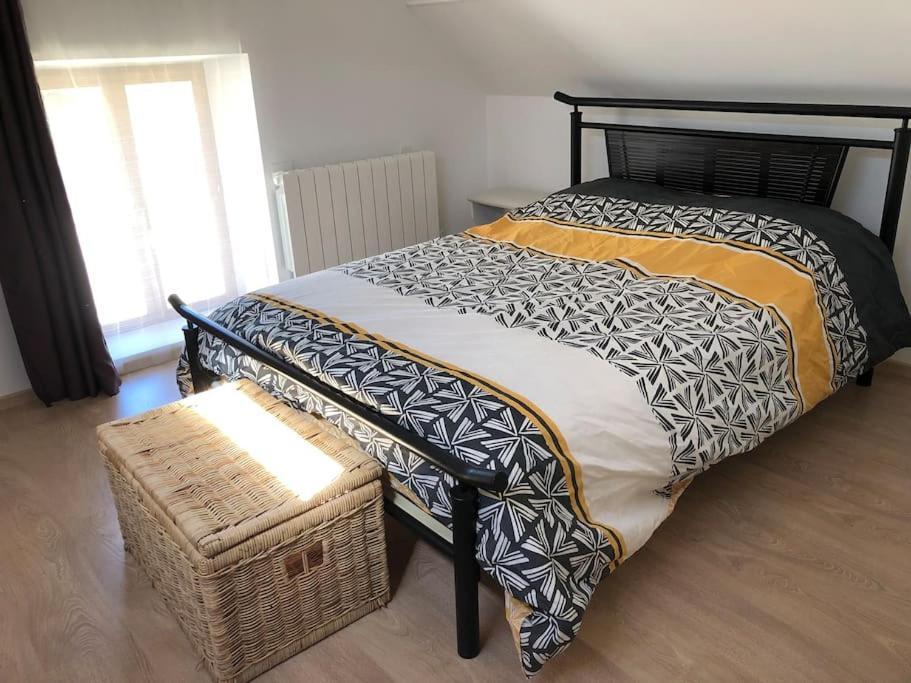 Maison Au Milieu Des Bois Et Des Animaux Jouy-le-Potier Ngoại thất bức ảnh